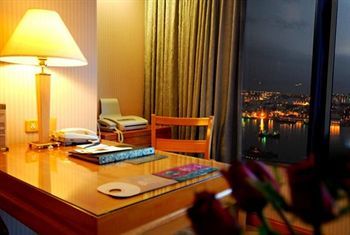 85 Sky Tower Hotel
