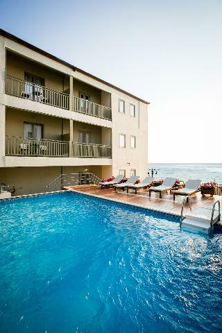 Kenta Beach Hotel