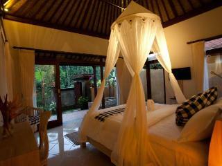 Segening Private Villa
