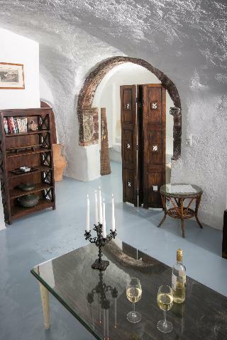 Villa Alexander's Suites