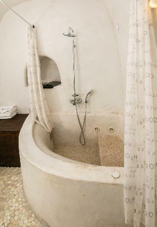 Villa Alexander's Suites