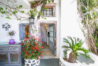 Villa Alexander's Suites