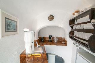 Villa Alexander's Suites