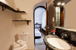 Villa Alexander's Suites