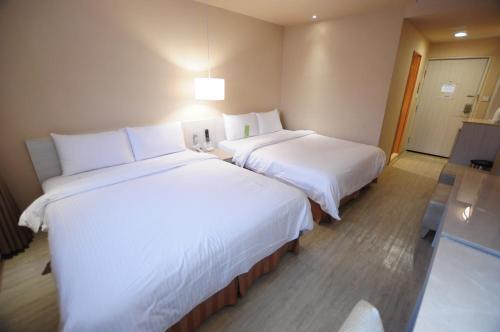 Kindness Hotel - Houyi Jiuru