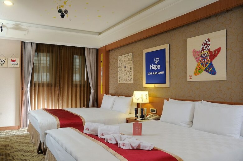 E-da Skylark Hotel