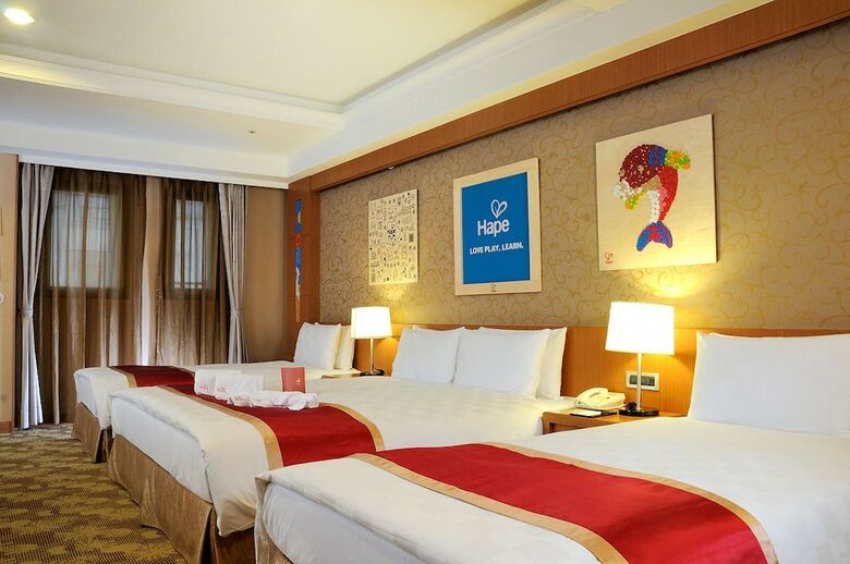E-da Skylark Hotel