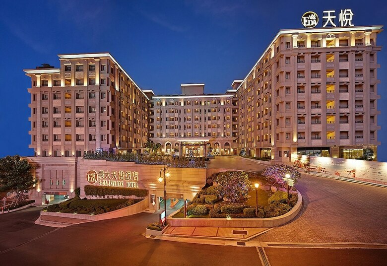 E-da Skylark Hotel