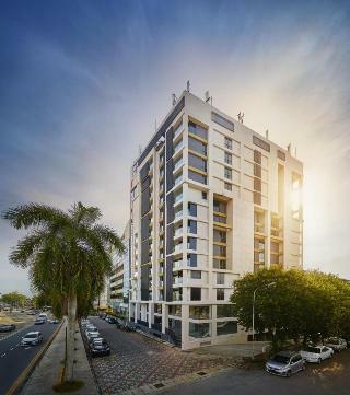 Hotel Tropics Eight Suites