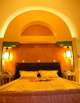 Aparthotel Smaragdi Apts