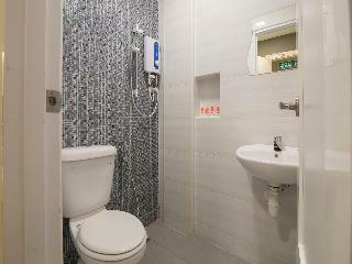 Hotel Oyo 1145 Lea Guest House & Cafe