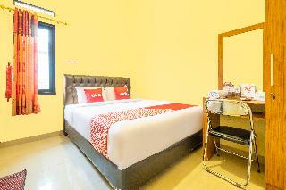 Oyo 2260 Zleepy Sasana Budaya