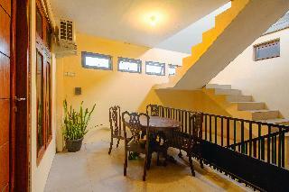Oyo 2476 Maguwo Indah Homestay