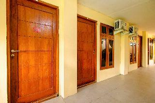 Oyo 2476 Maguwo Indah Homestay