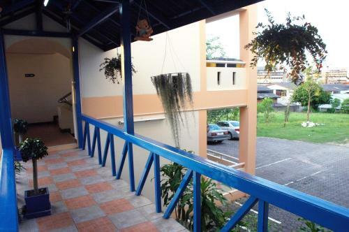 Hostal A Mansion Hotel