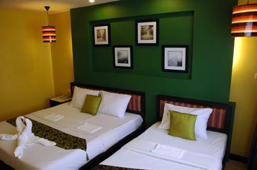 Hostal A Mansion Hotel