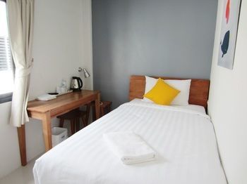 Sleep Whale Hotel