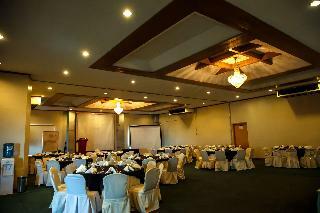 Days Hotel Tagaytay