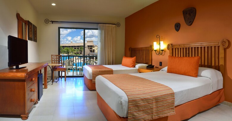 Hotel Catalonia Yucatan Beach