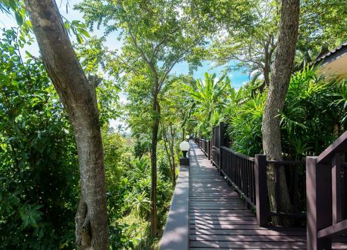Hotel All Seasons Naiharn Phuket