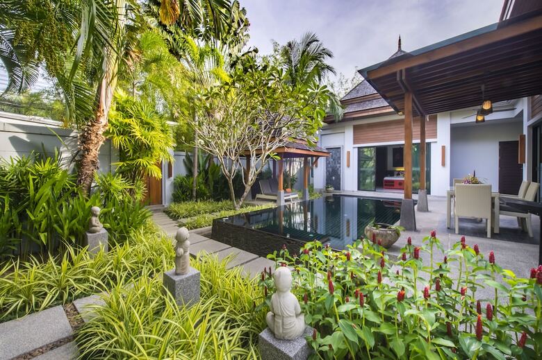 Hotel The Bell Pool Villa Resort Phuket