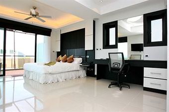 Hotel The Idol