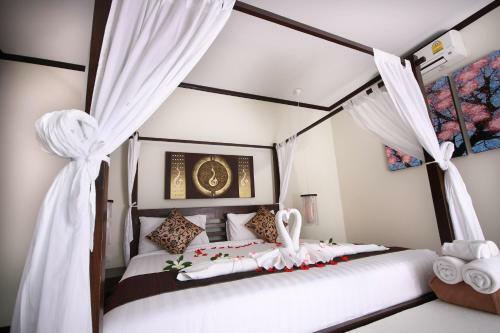 Modern Thai Villa Rawai