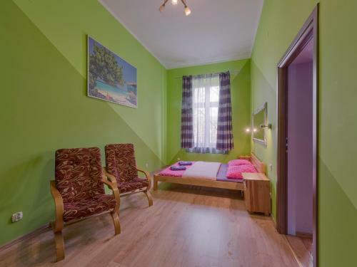 Hostal Hostel 70s