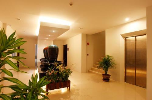Nize Hotel