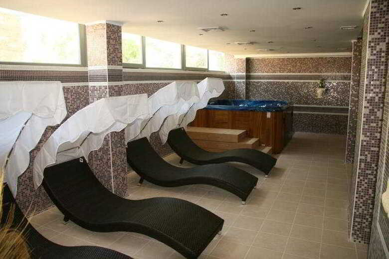 Hotel Cleopatra