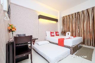 Hotel Zen Rooms Sunshine City Suites