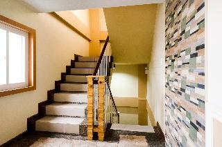 Oyo 240 Country Artist Hotel