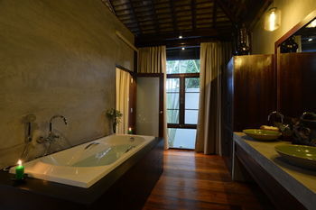Hotel The Quarter Pai