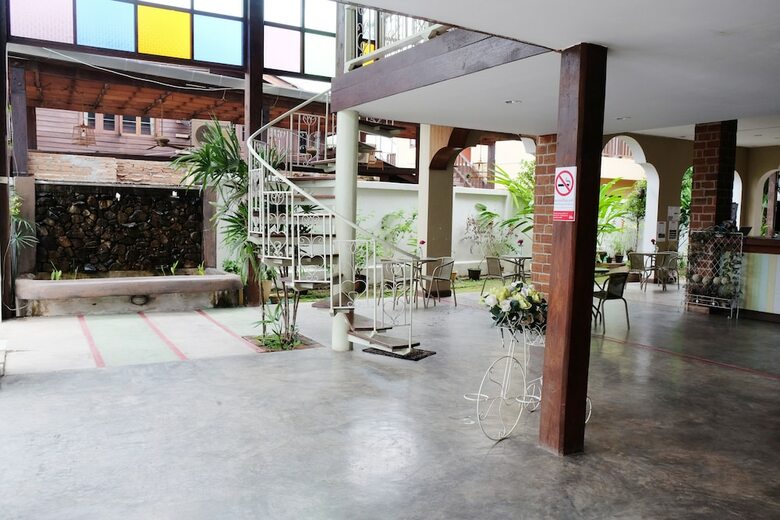 Hotel Pai In Town