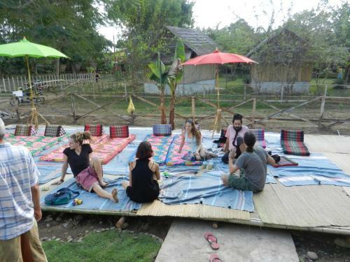 Hostal Pai Circus School And Resort