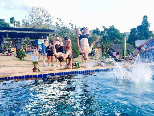 Hostal Pai Circus School And Resort