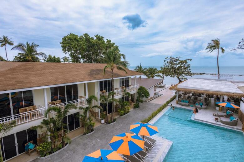 Hotel Ark Bar Beach Resort