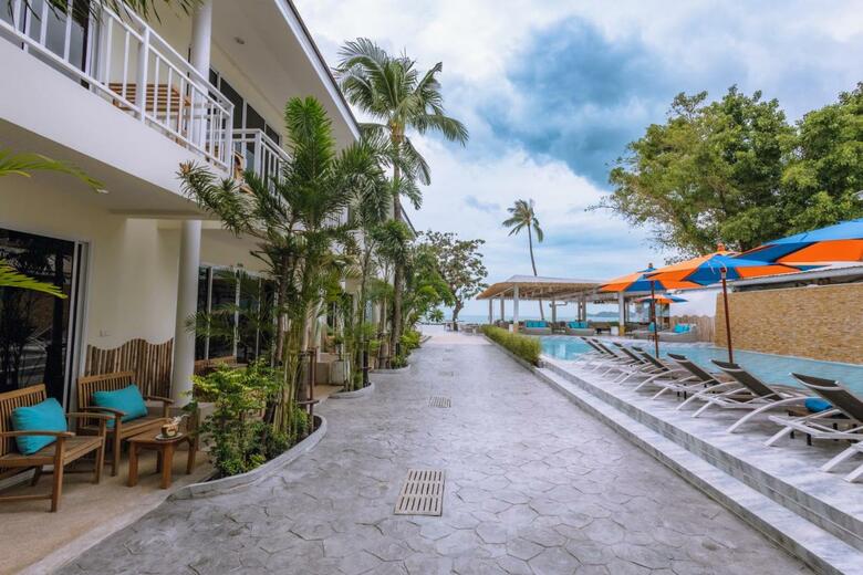 Hotel Ark Bar Beach Resort