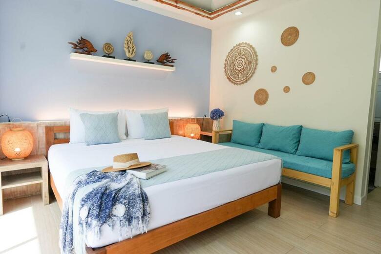 Hotel Ark Bar Beach Resort