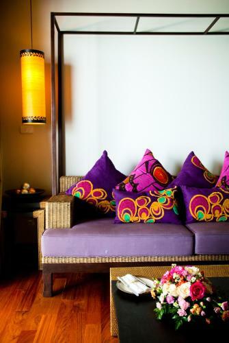 Hotel Sareeraya Villas & Suites