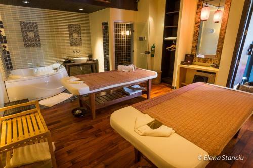 Hotel Sareeraya Villas & Suites