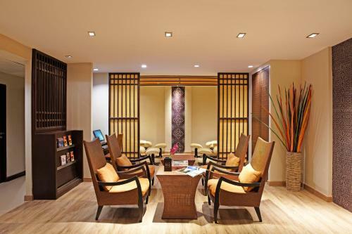 Hotel Sareeraya Villas & Suites