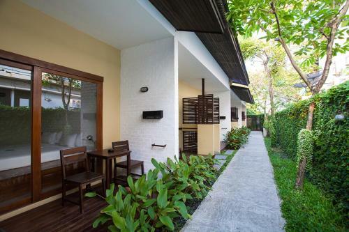 Hotel Baan Talay Resort