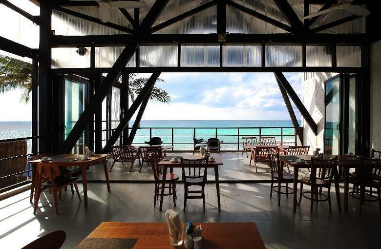 Hotel Malibu Beach Resort