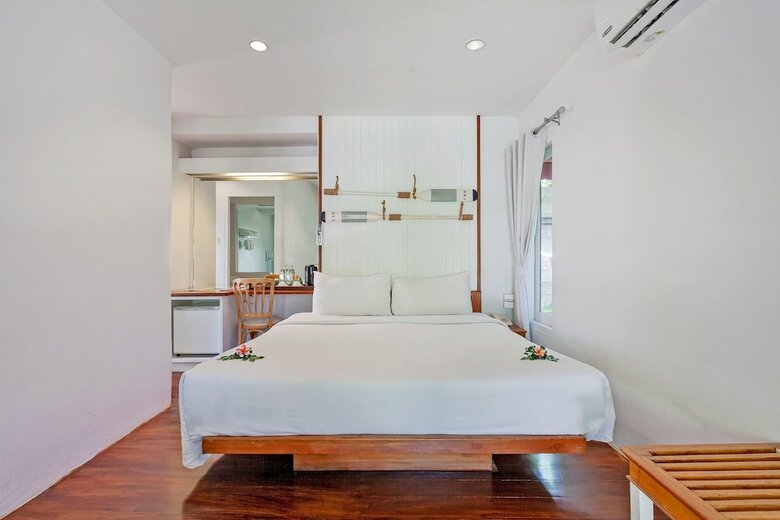 Hotel Malibu Beach Resort