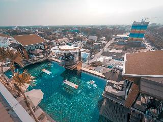 Abc Hotel