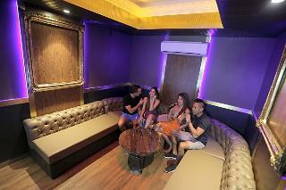Abc Hotel
