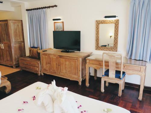 Chaweng Blue Lagoon Hotel