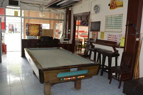 Hostal Tams Guesthouse