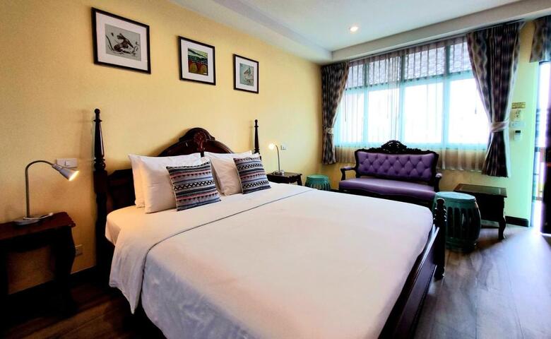 Focal Local Bed & Breakfast